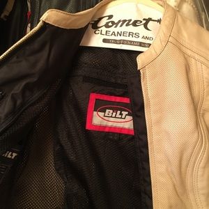 Bilt ladies leather jacket. Excellent condition.